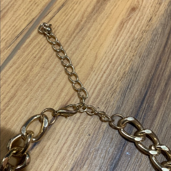 Novelty red lipstick w crystals necklace 18” chain and 3” extender - Picture 3 of 5